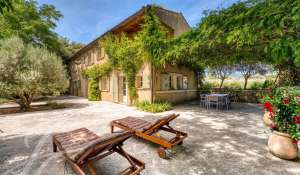 Venta Finca Lourmarin